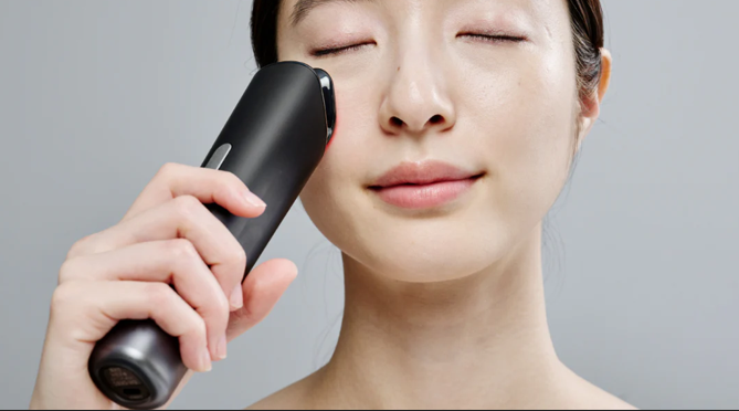 Revitalize Your Skin: The Miracle of Beauty Devices